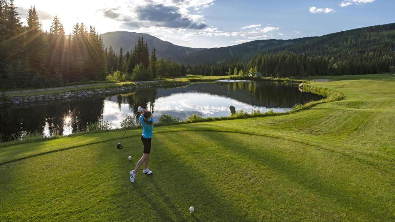 Soleil Chalet By Bear Country Sun Peaks Extérieur photo