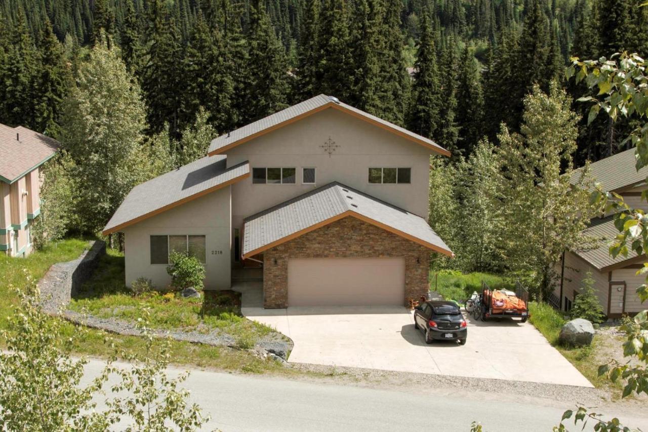 Soleil Chalet By Bear Country Sun Peaks Extérieur photo